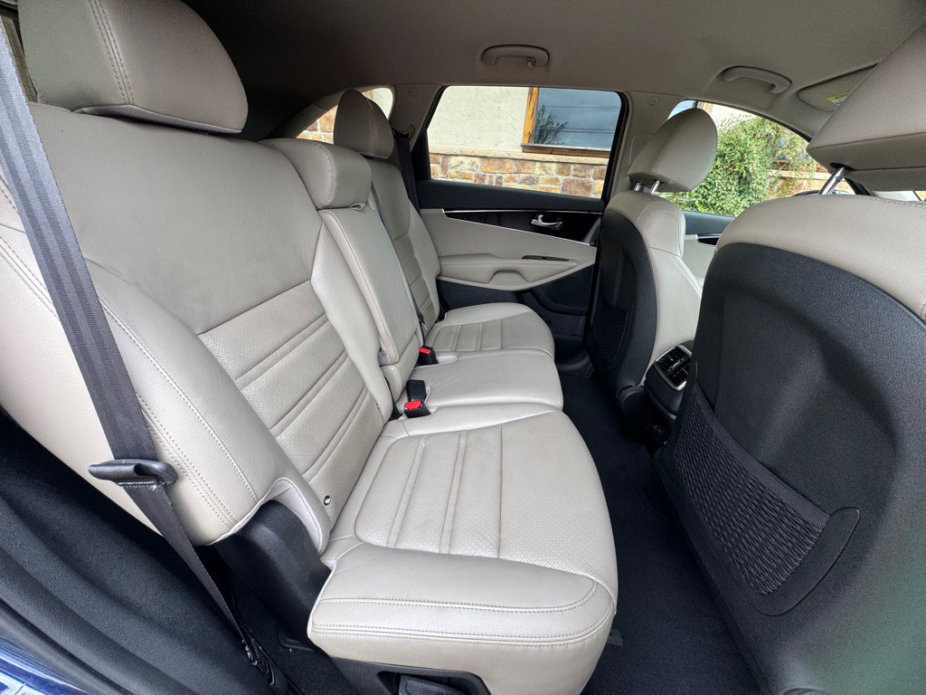 2019 Kia Sorento Image 17