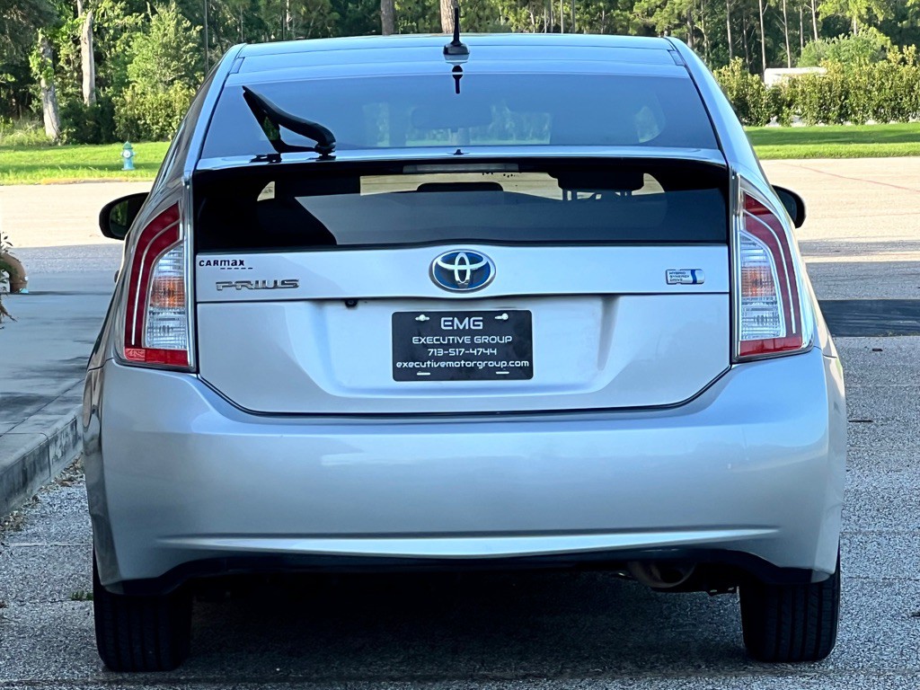 2012 Toyota Prius Image 4