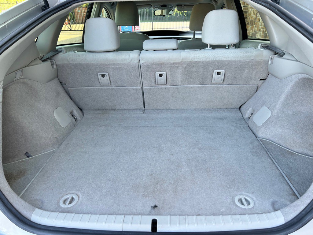 2012 Toyota Prius Image 22