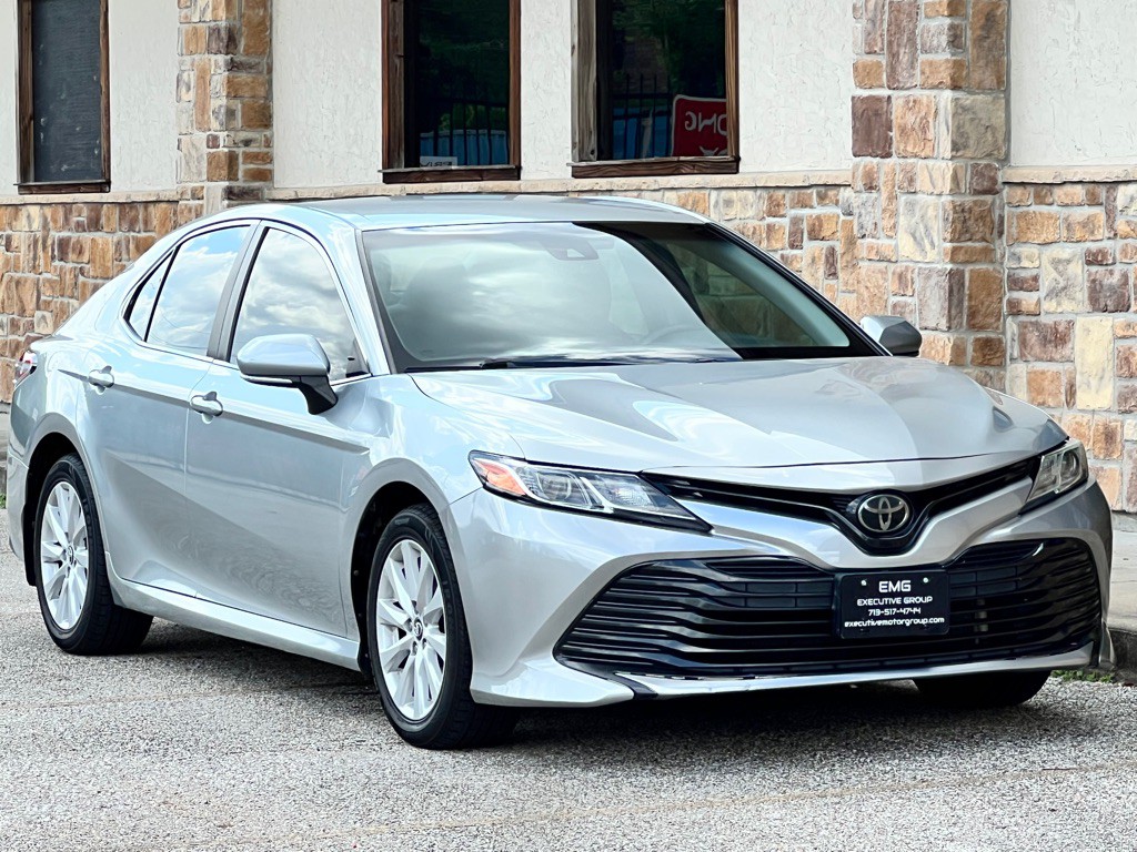 2018 Toyota Camry Image 4