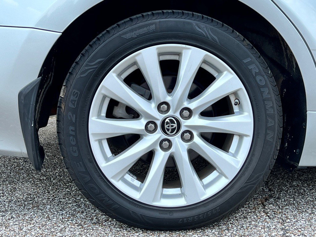 2018 Toyota Camry Image 26