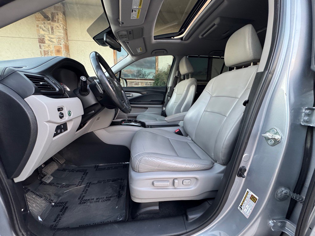 2017 Honda Pilot Image 10