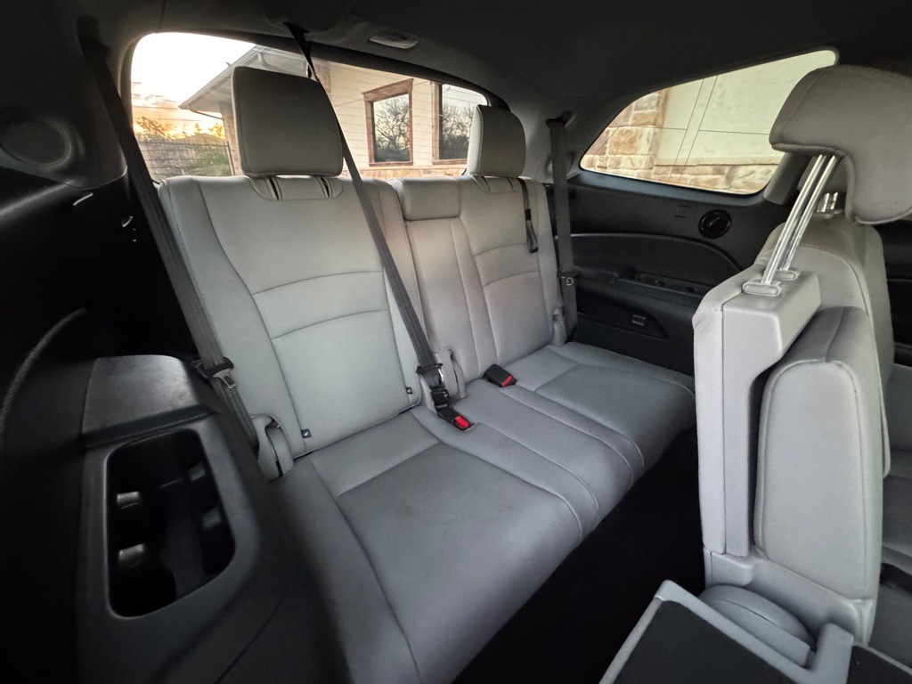2017 Honda Pilot Image 22
