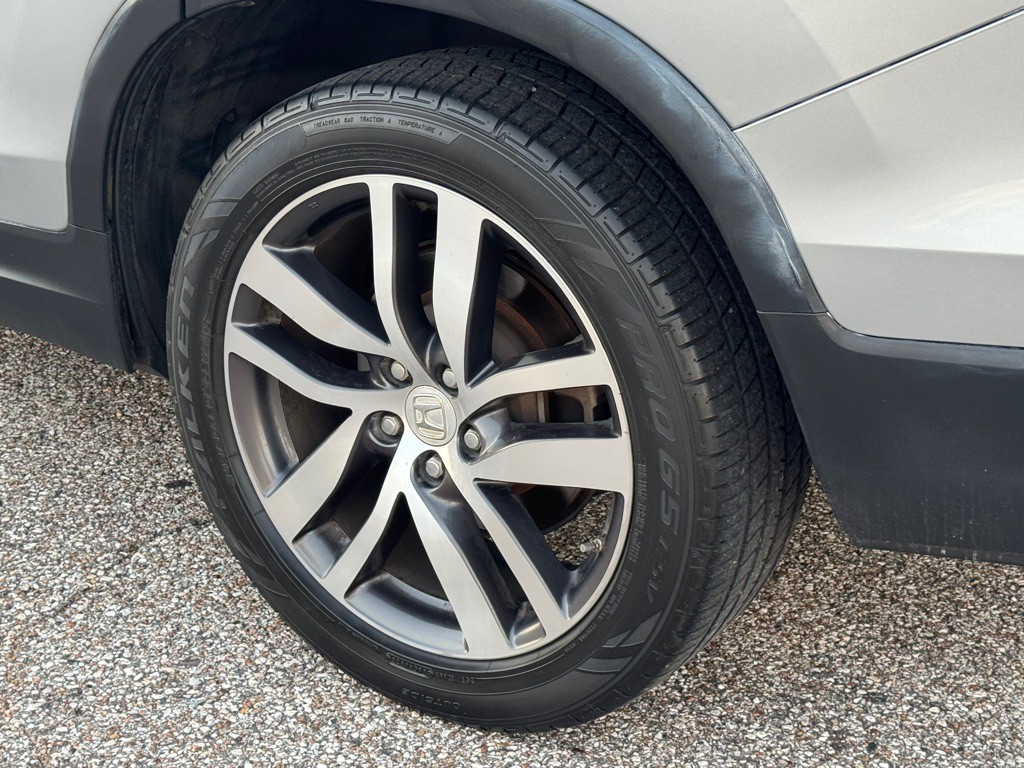 2017 Honda Pilot Image 32