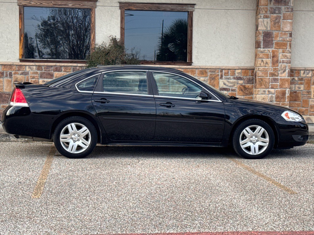 2011 Chevrolet Impala Image 6