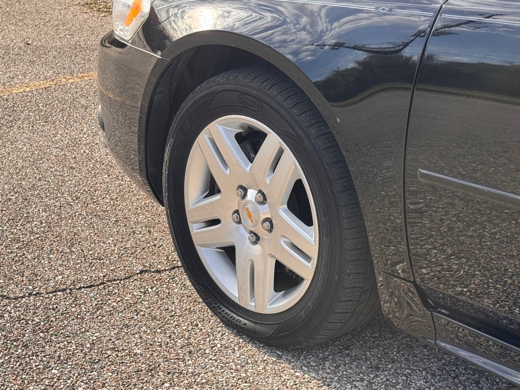 2011 Chevrolet Impala Image 21