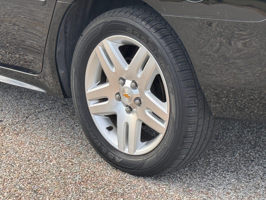 2011 Chevrolet Impala Image 22