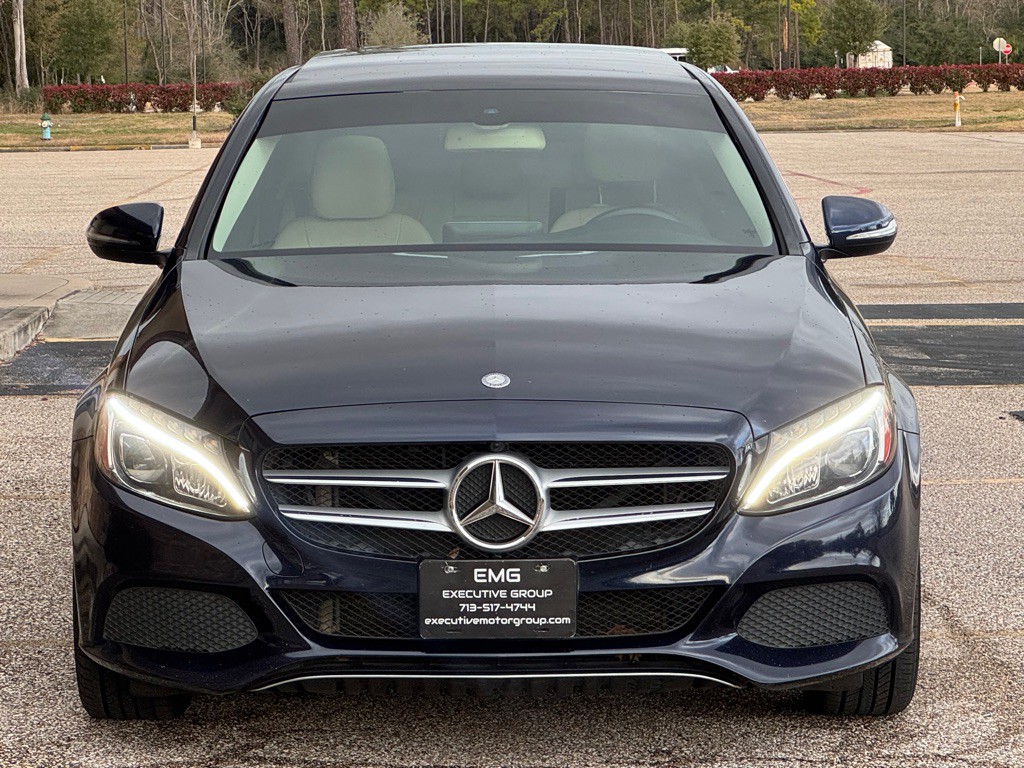2016 Mercedes-Benz C-Class Image 9