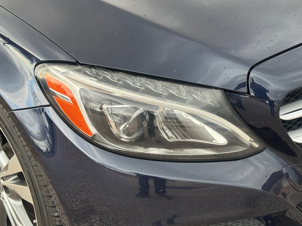 2016 Mercedes-Benz C-Class Image 10