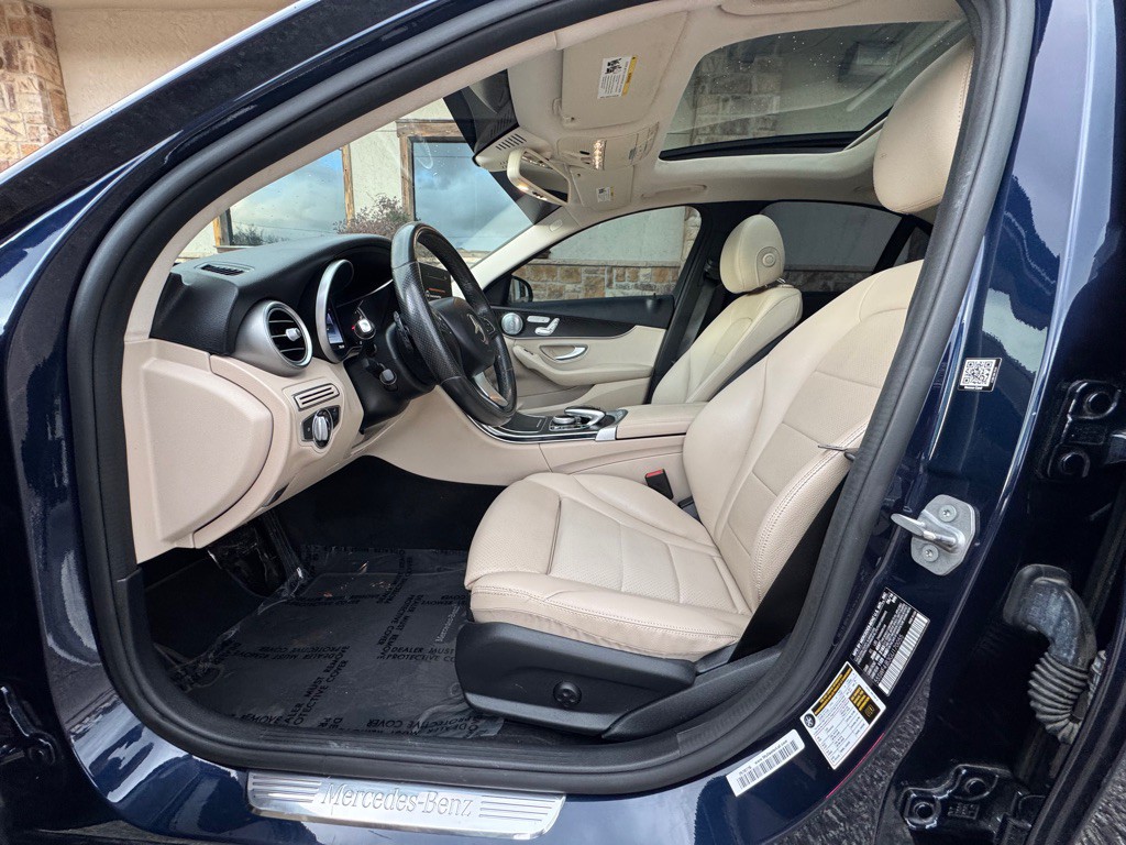 2016 Mercedes-Benz C-Class Image 13