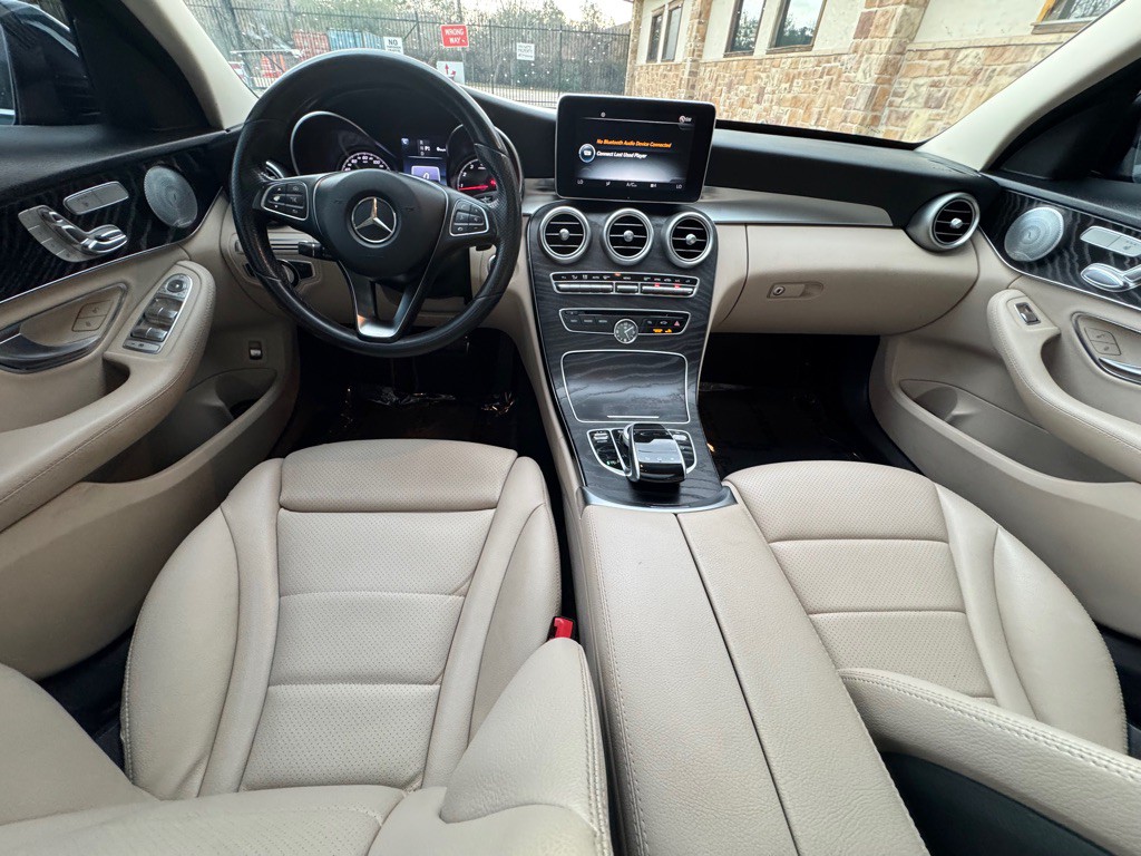 2016 Mercedes-Benz C-Class Image 15