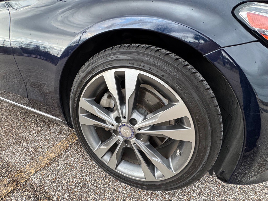 2016 Mercedes-Benz C-Class Image 31