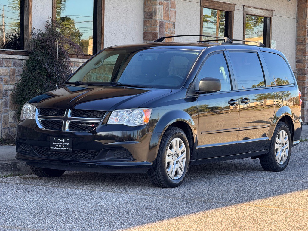 2017 Dodge Grand Caravan Image 1
