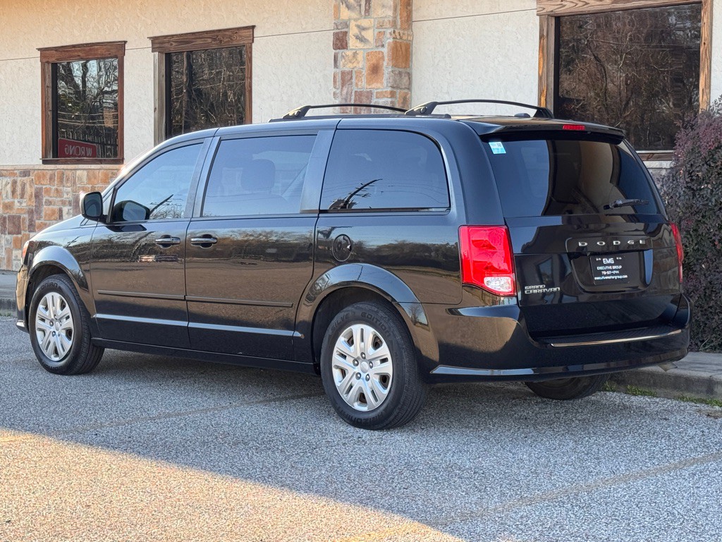 2017 Dodge Grand Caravan Image 3