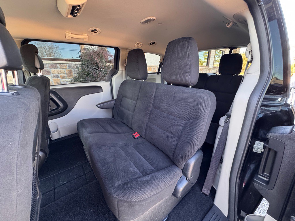2017 Dodge Grand Caravan Image 16