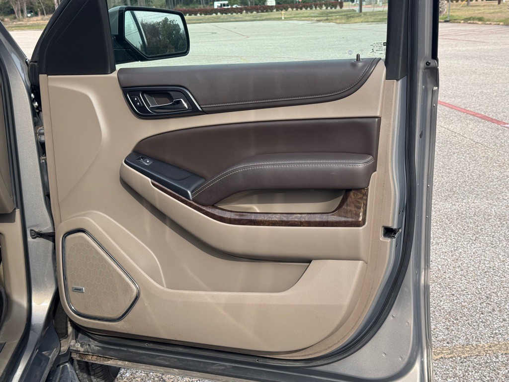 2017 Chevrolet Tahoe Image 22