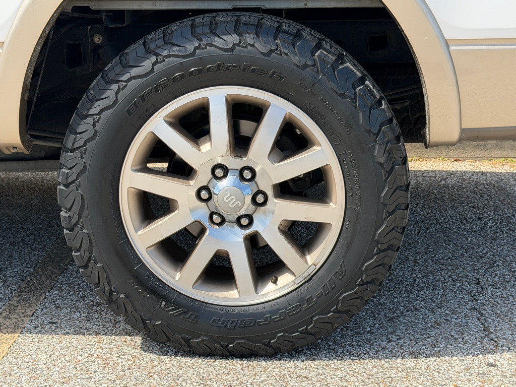 2013 Ford F-150 Image 9