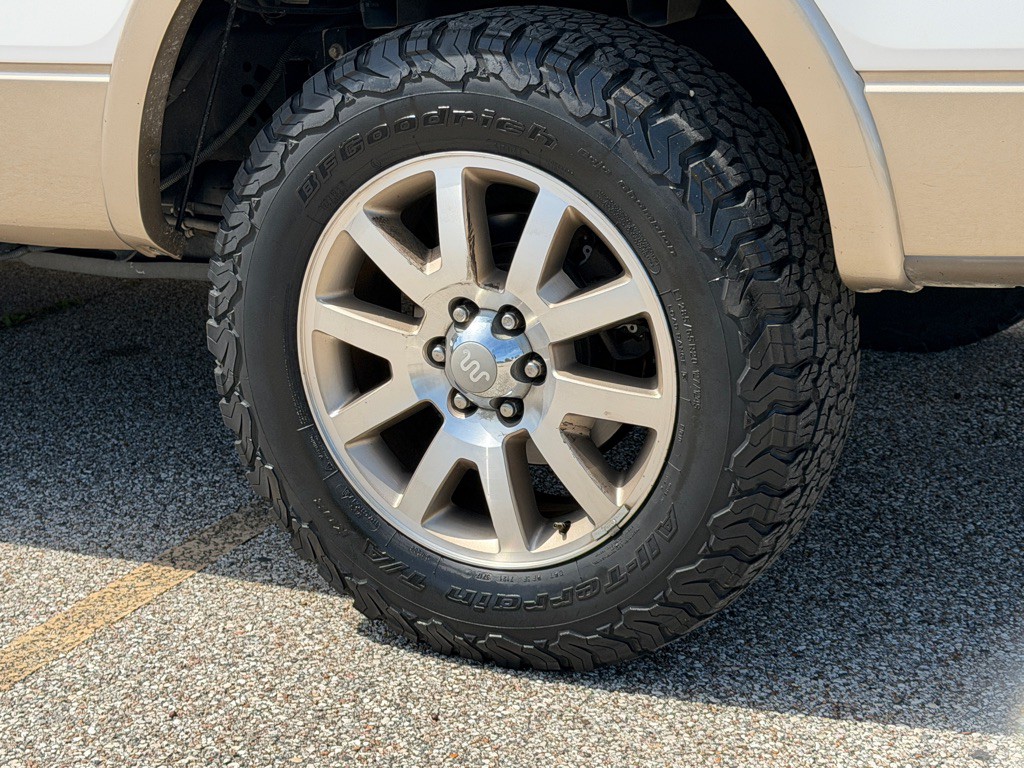 2013 Ford F-150 Image 10