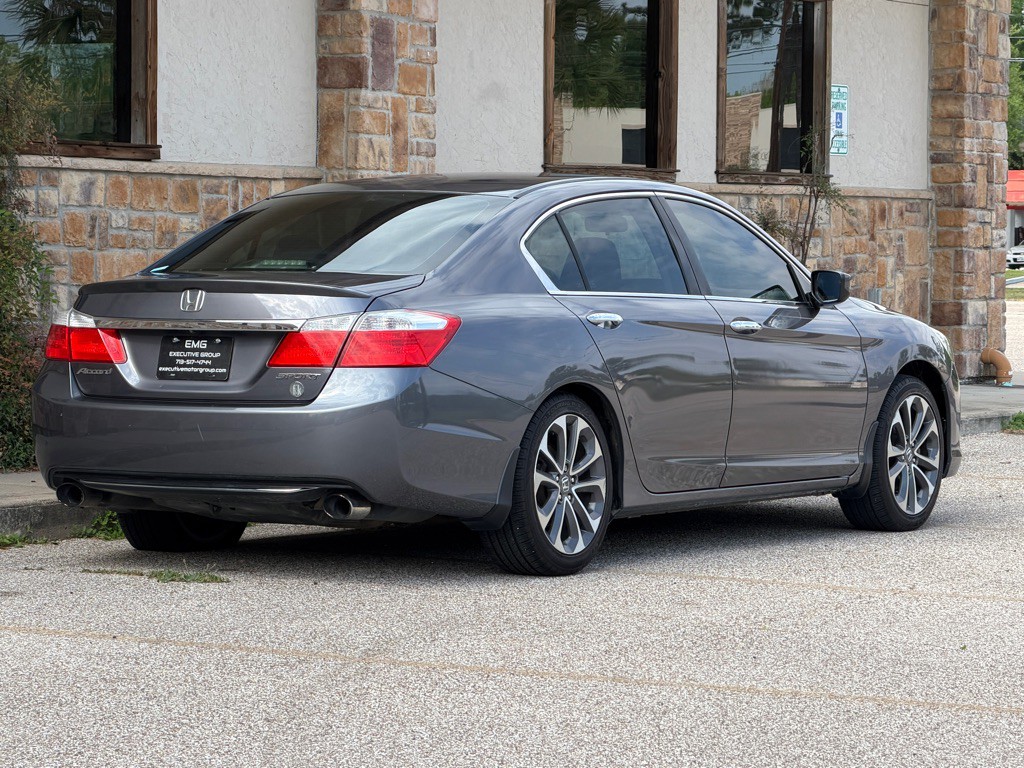 2013 Honda Accord Image 4