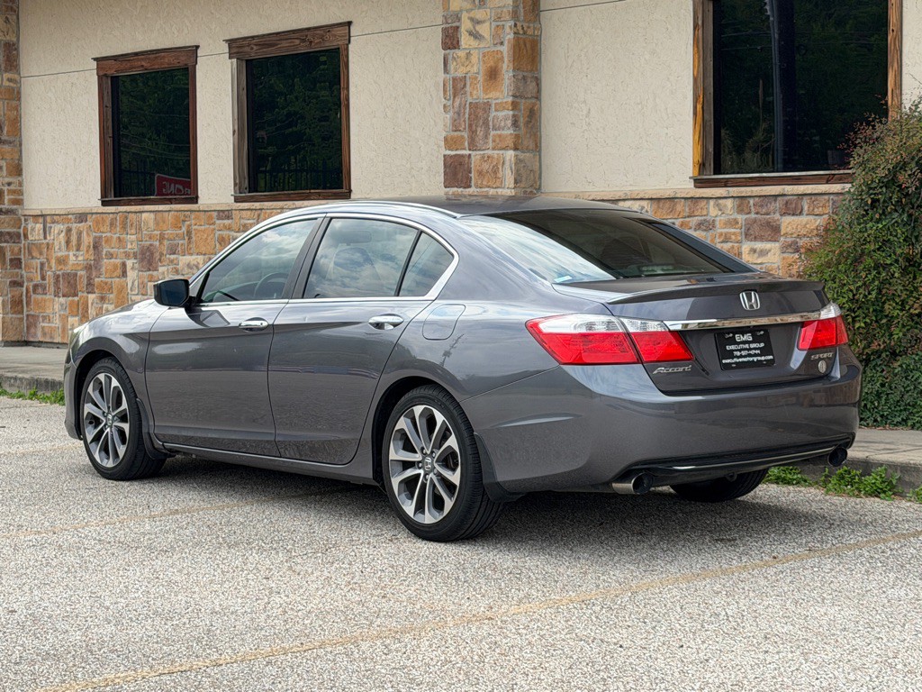 2013 Honda Accord Image 2