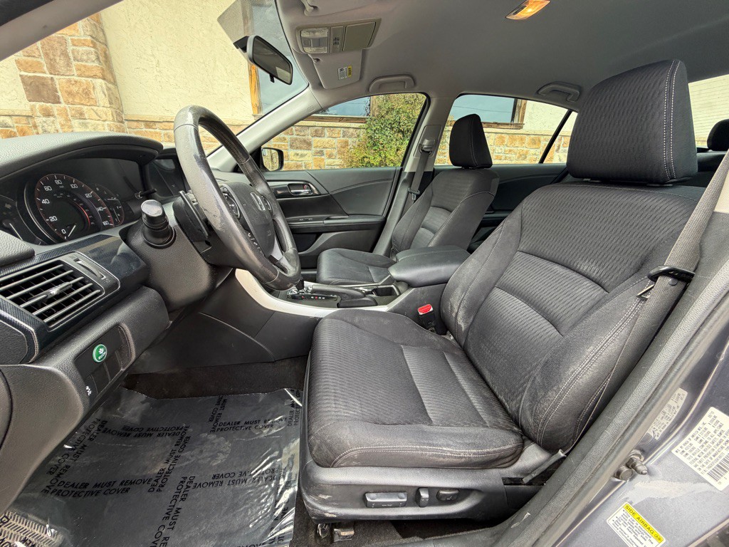 2013 Honda Accord Image 8