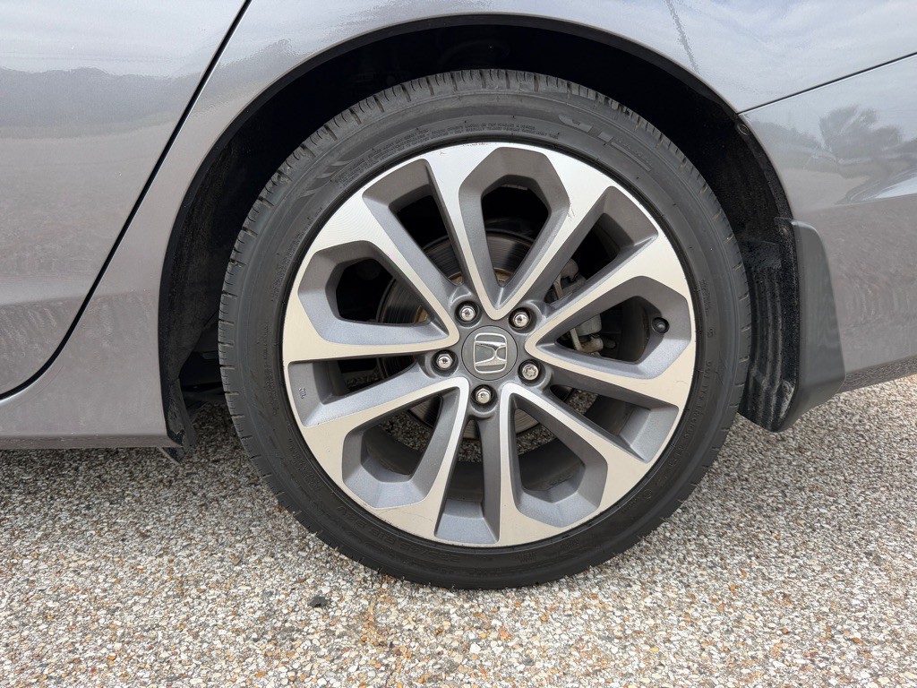 2013 Honda Accord Image 22