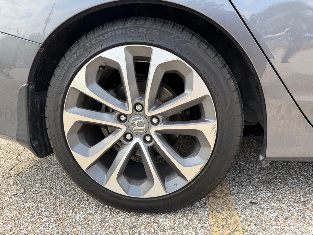 2013 Honda Accord Image 23