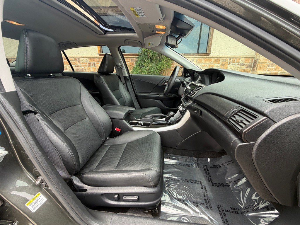 2013 Honda Accord Image 14