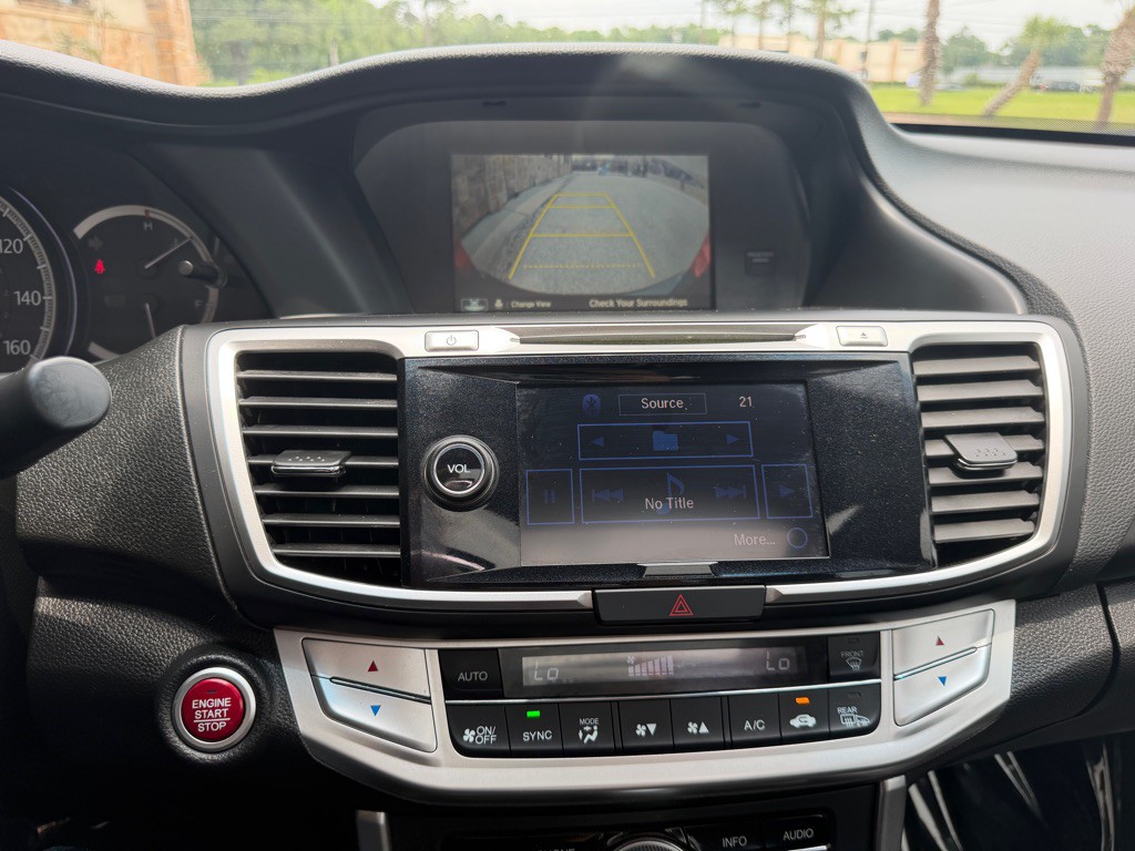 2013 Honda Accord Image 17