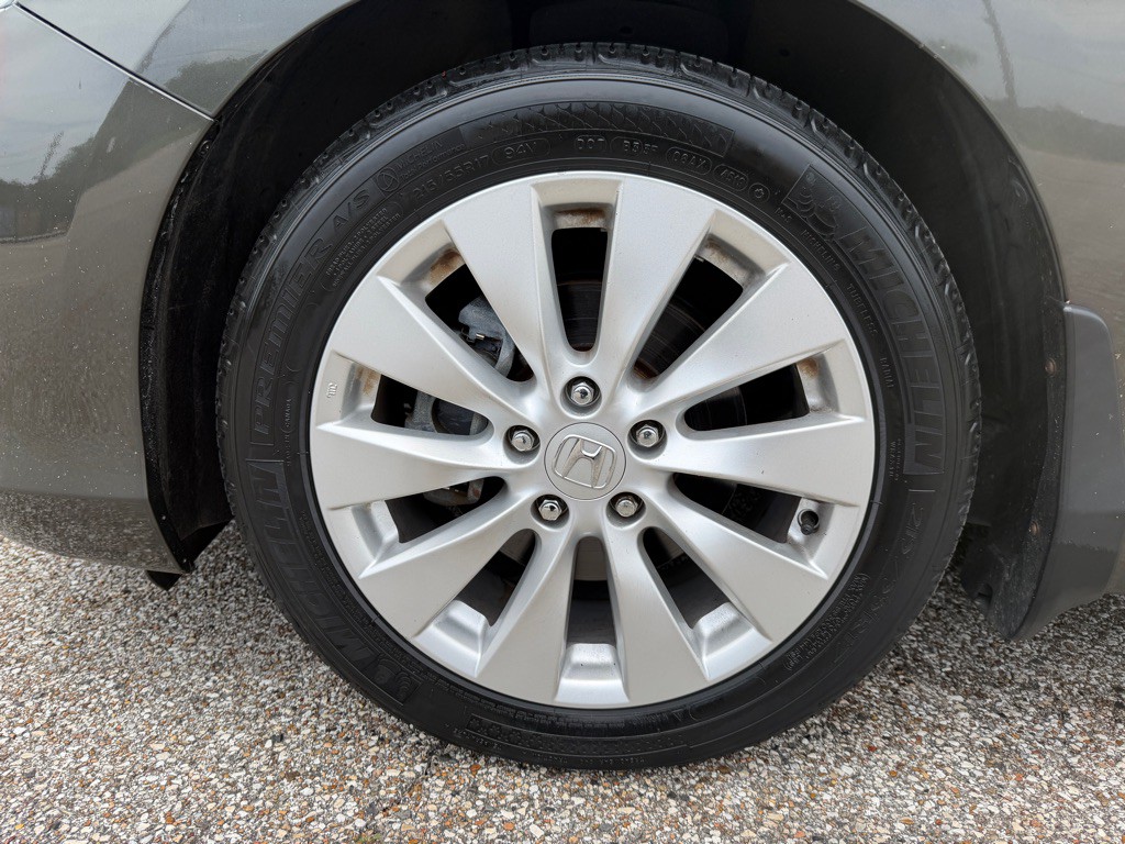 2013 Honda Accord Image 24