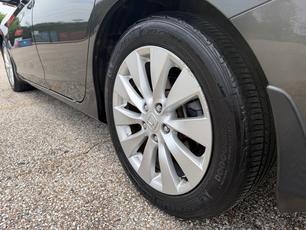 2013 Honda Accord Image 26