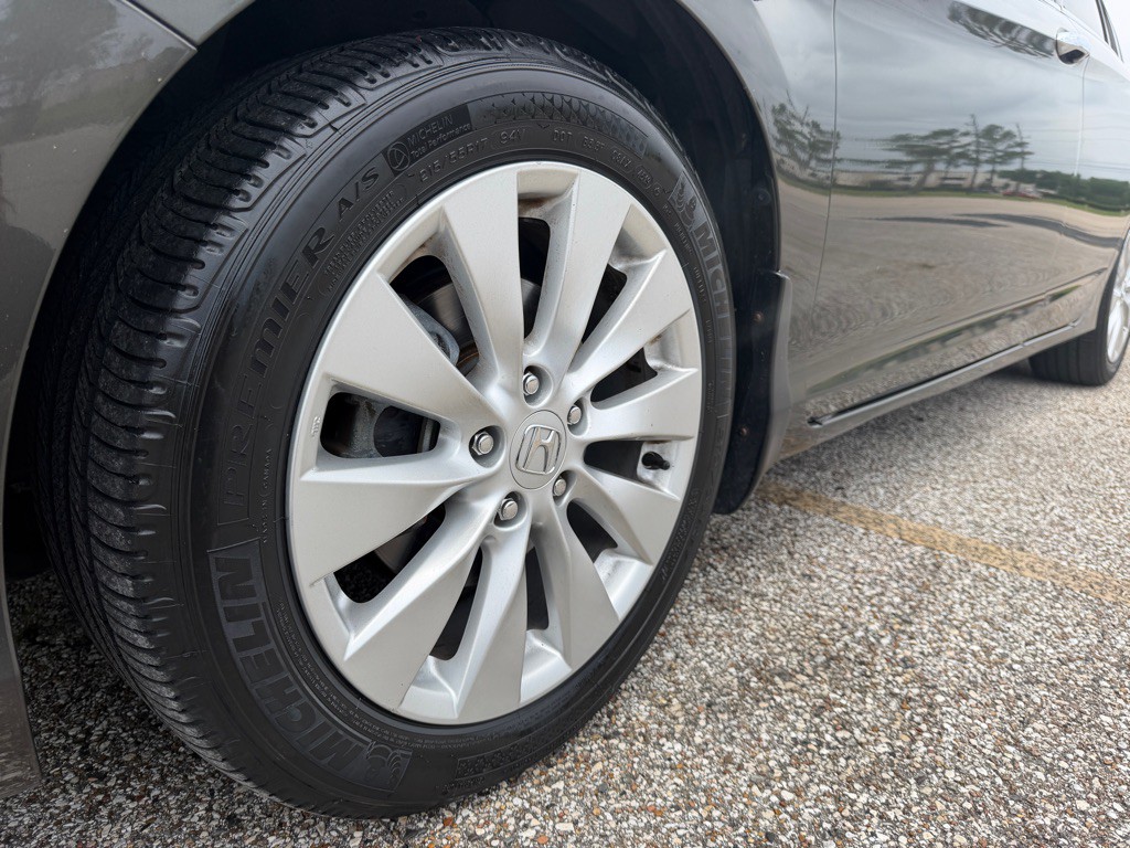 2013 Honda Accord Image 27