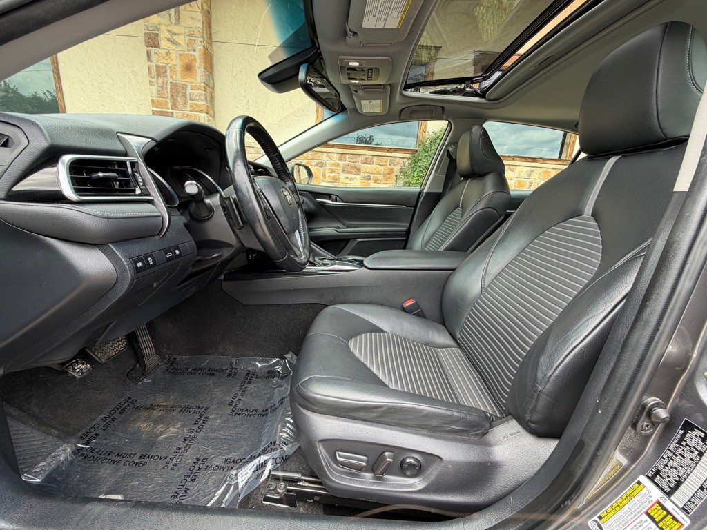 2018 Toyota Camry Image 9