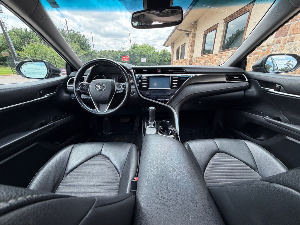 2018 Toyota Camry Image 13