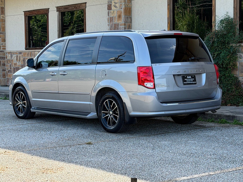 2015 Dodge Grand Caravan Image 3