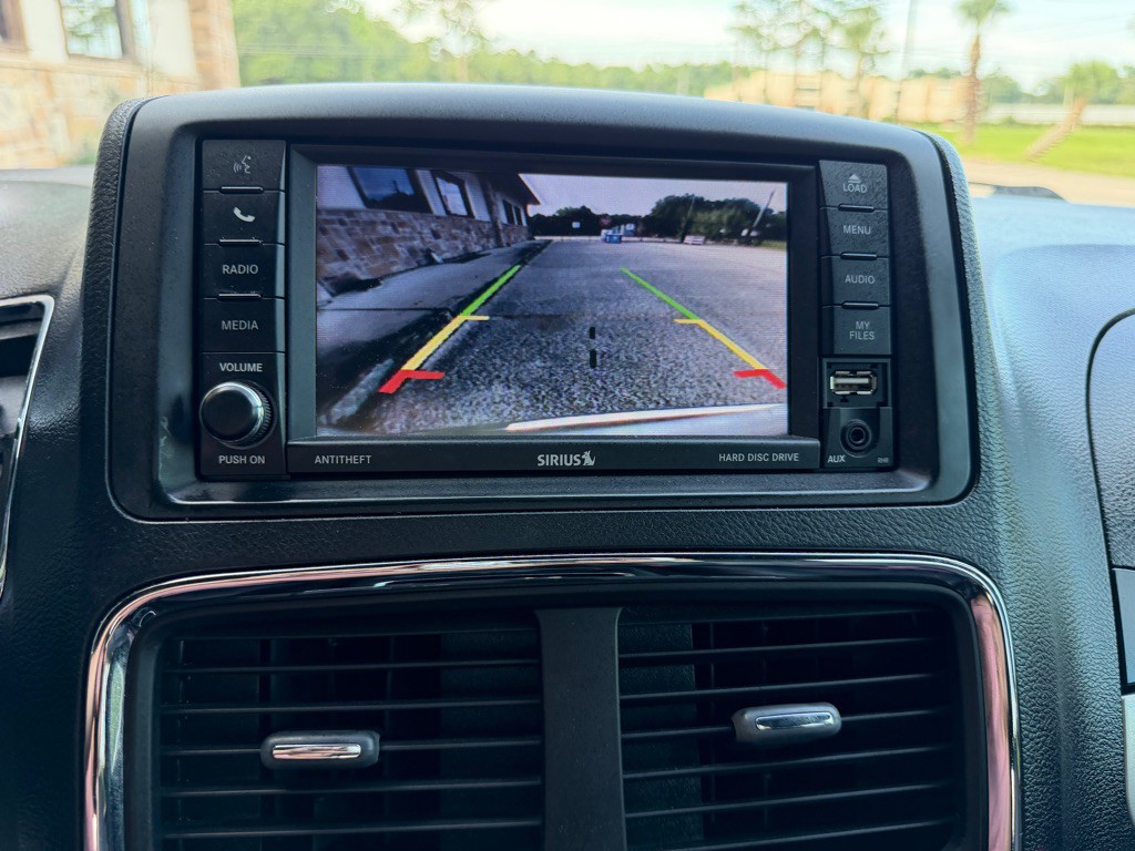 2015 Dodge Grand Caravan Image 12