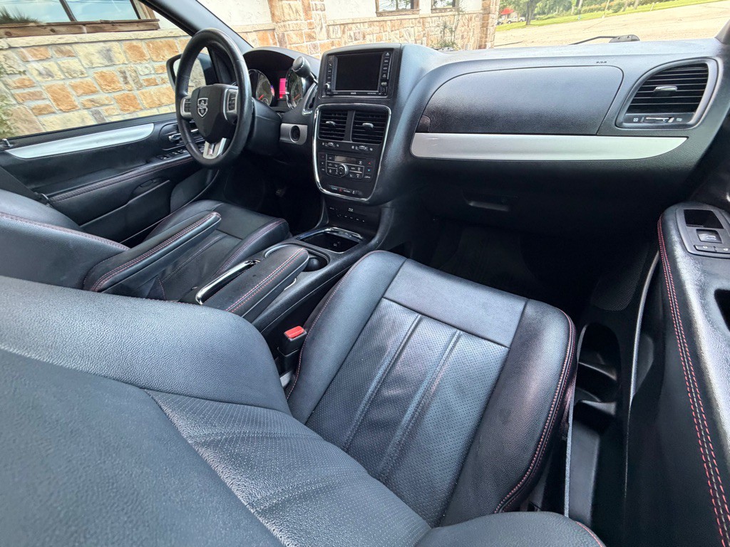 2015 Dodge Grand Caravan Image 13