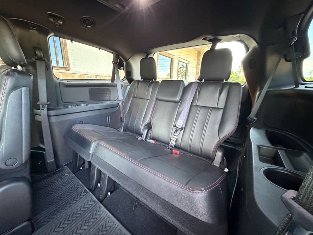 2015 Dodge Grand Caravan Image 15