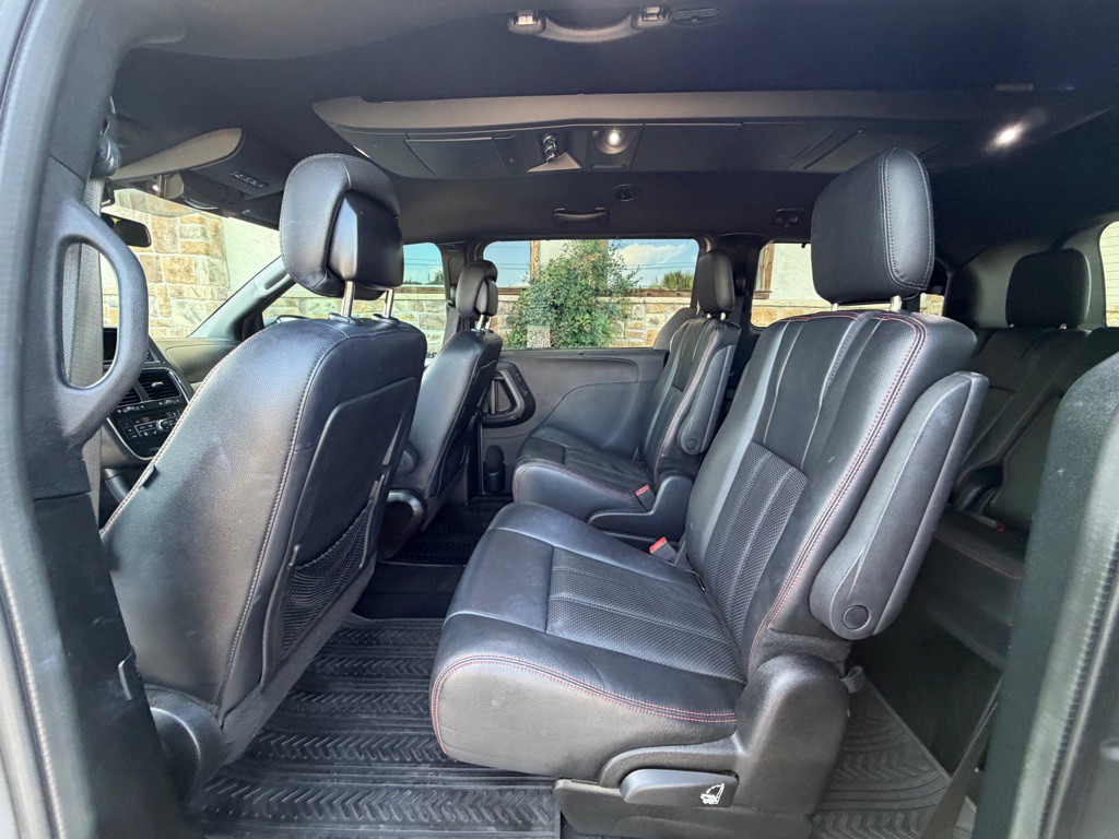 2015 Dodge Grand Caravan Image 18