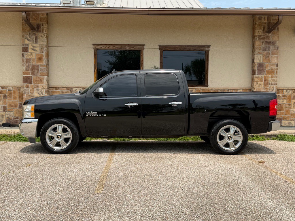 2013 Chevrolet Silverado 1500 Image 2