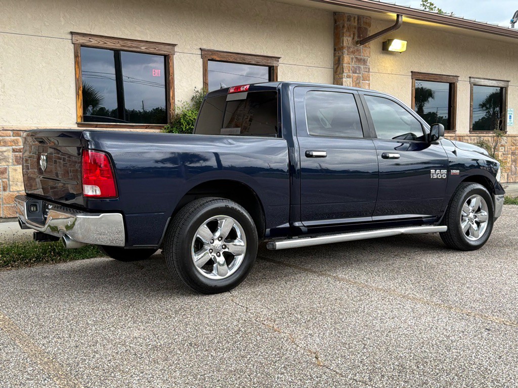 2015 RAM 1500 Image 5
