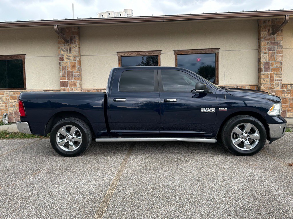 2015 RAM 1500 Image 6