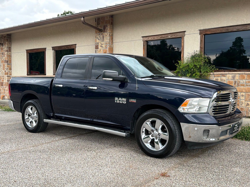 2015 RAM 1500 Image 7