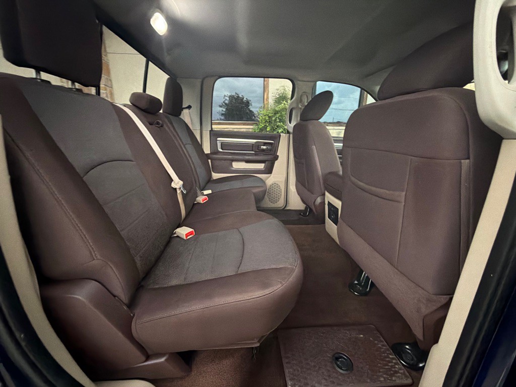 2015 RAM 1500 Image 16