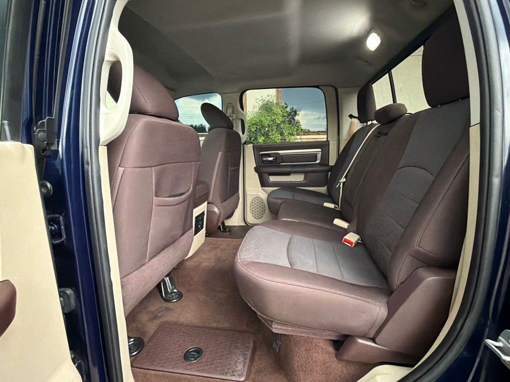 2015 RAM 1500 Image 18