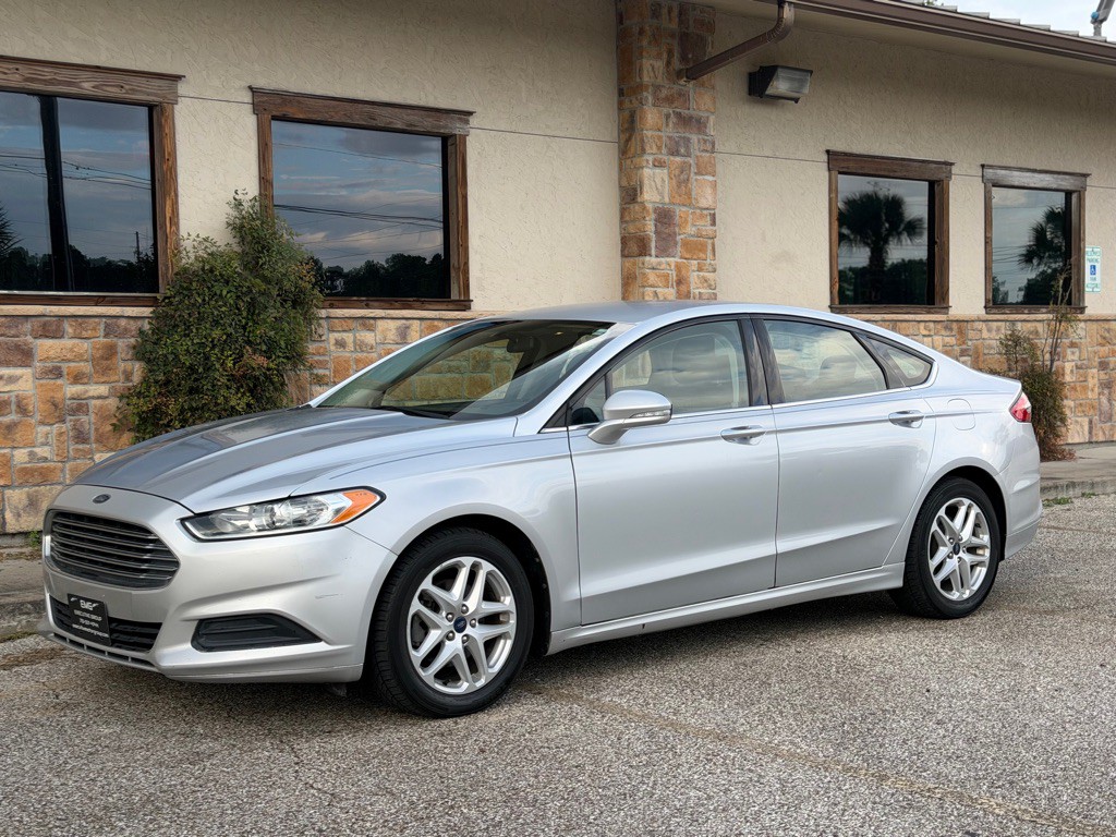 2014 Ford Fusion Image 22