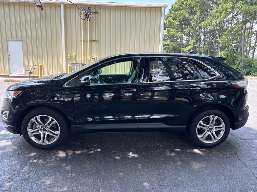 2017 Ford Edge Image 3