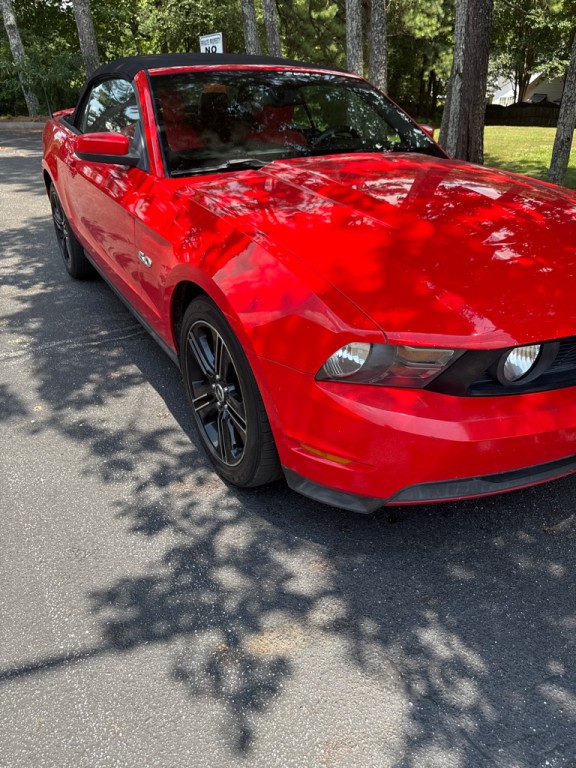 2011 Ford Mustang Image 8