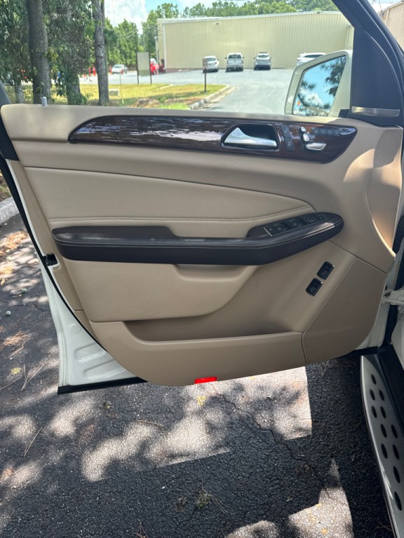 2018 Mercedes-Benz GLS-Class Image 12