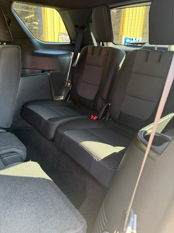 2017 Ford Explorer Image 13